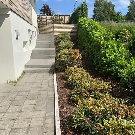 Visit Ons From A Modern And Beautiful House Leilighet *